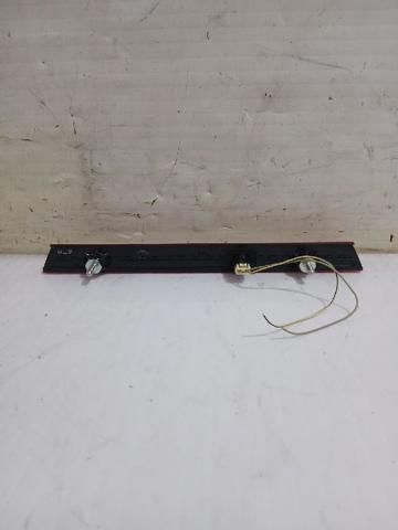 Sinal de parada traseiro adicional Toyota Corolla E21