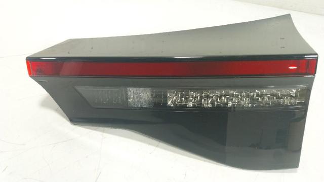 815800DB70 TOYOTA Фонарь задний правый внутренний купить в Павлоград