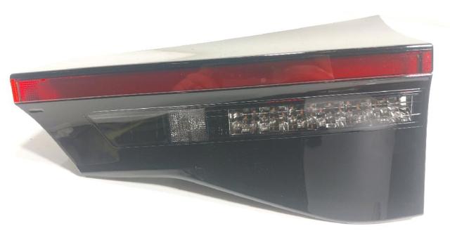 TOYOTA 815800DB70 Фонарь задний правый внутренний в наличии Тернополь