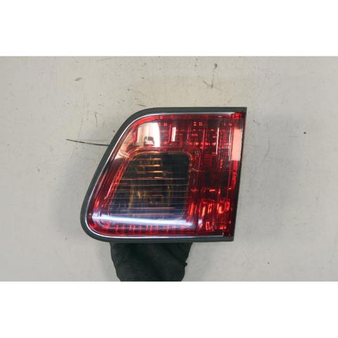 Lanterna traseira direita interna 8158105110 Toyota
