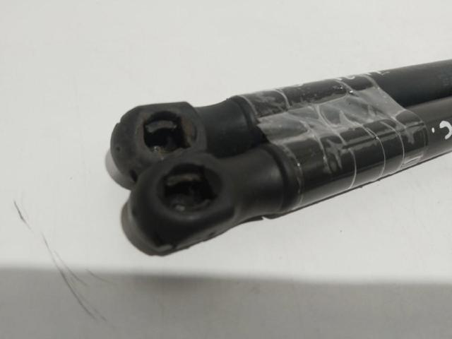 HYUNDAI 817701H310 Амортизатор багажника в наличии Киев