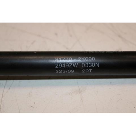 HYUNDAI 817702K000 Амортизатор багажника в наличии Сумы