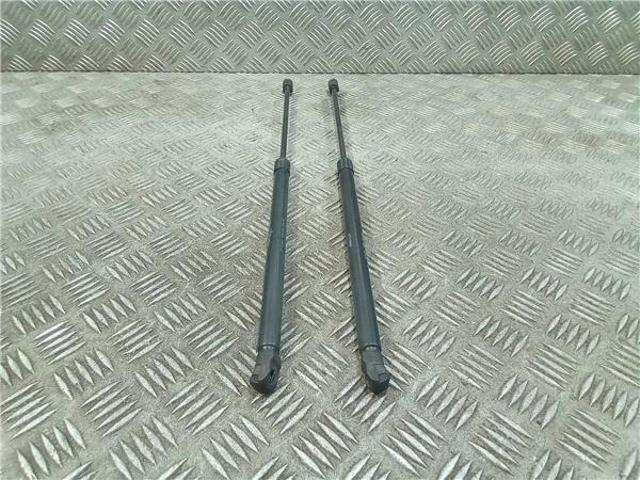 Amortecedor de tampa de porta-malas (de 3ª/5ª porta traseira) 817712R000 HYUNDAI