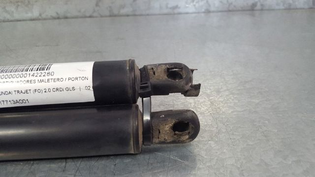 HYUNDAI 817713A001 Амортизатор крышки багажника (двери 3/5-й задней) в наличии Киев