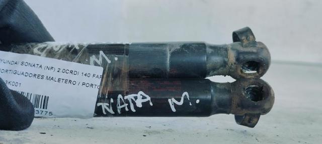 HYUNDAI 817713K001 Амортизатор багажника в наличии Николаев