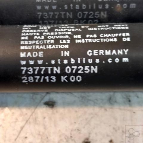 HYUNDAI 817714D000 Амортизатор стекла багажника (двери 3/5-й задней (ляды) в наличии Киев