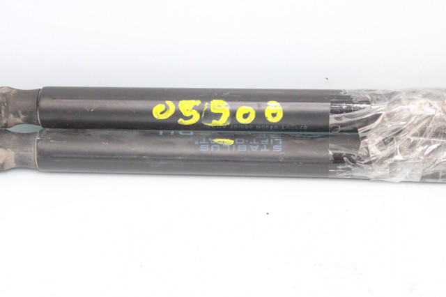 HYUNDAI 817801H010 Амортизатор багажника в наличии Одесса
