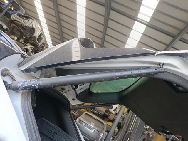 81840R2100 Амортизатор багажника купить Ирпень