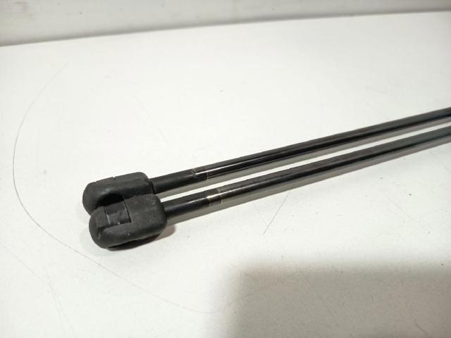 SUZUKI 8186086G00 Амортизатор багажника в наличии Николаев