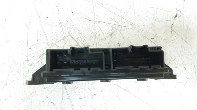 HYUNDAI 81870N7100 в наличии Житомир