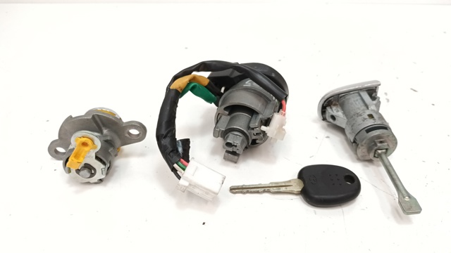 HYUNDAI 819103K000 Замок зажигания в наличии Харьков