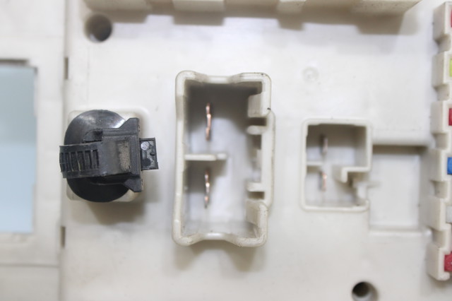 8198050030 TOYOTA Реле поворотов купить в Тернополь
