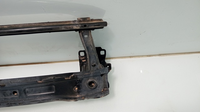 Reforçador do pára-choque dianteiro Audi Q2 GAB, GAG