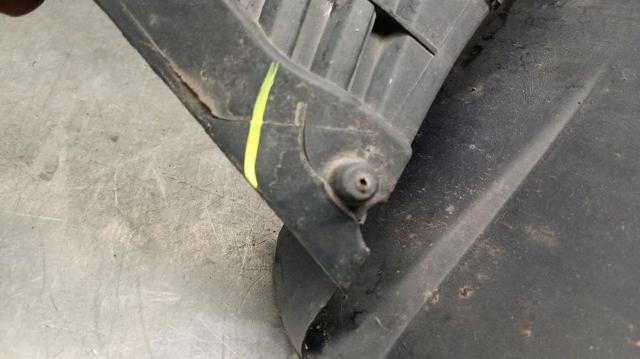 RENAULT 8200002139 Подкрылок крыла переднего левый в наличии Полтава