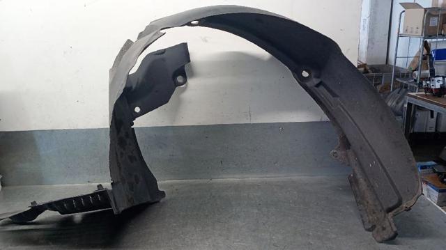 RENAULT 8200002139 Подкрылок передний левый в наличии Винница