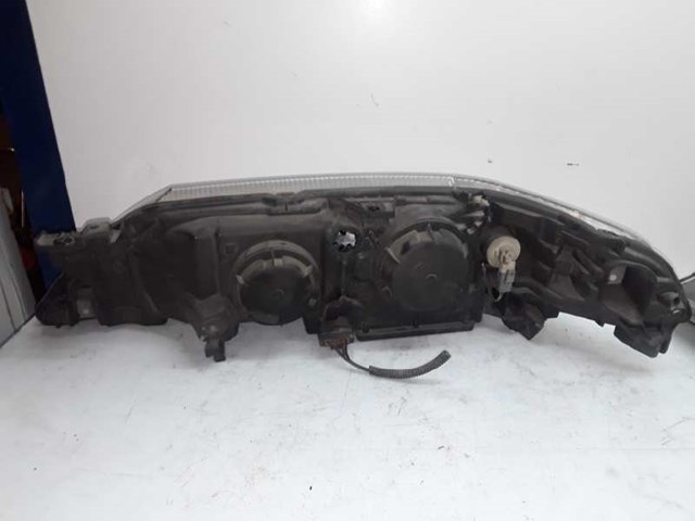 RENAULT 8200002466 Фара правая в наличии Запорожье