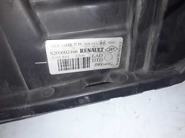 RENAULT 8200002466 Правая фара в наличии Украина