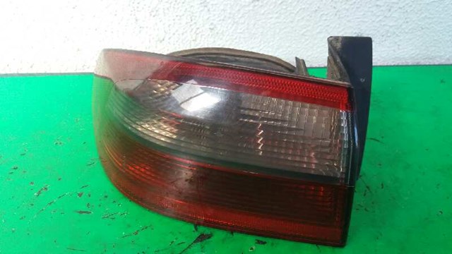 RENAULT 8200002473 Фонарь задний левый внешний в наличии Черновцы