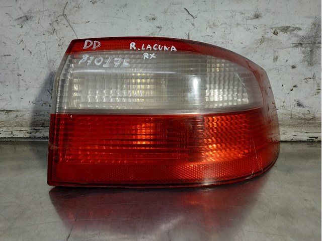 Luz traseira direita para Renault Laguna II 2.2 DCI (BG0F) D/G9T D7 8200002474