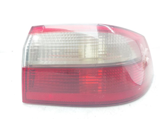 Lanterna traseira direita para Renault Laguna II 1.9 DCI (BG08, BG0G) F9Q750 8200002474