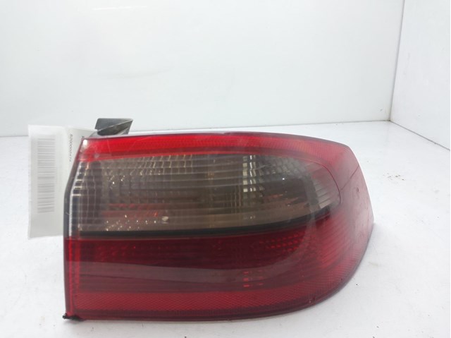 Luz traseira direita para Renault Laguna II 2.2 dCi (BG0F) D/G9T D7 8200002474