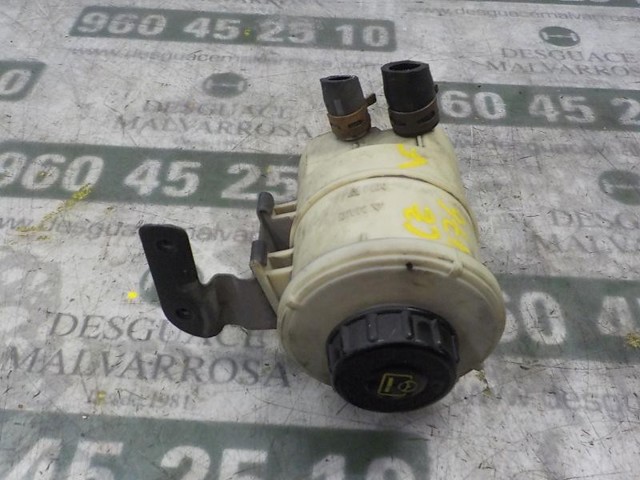 Tanque de bomba da Direção hidrâulica assistida 8200005185 RENAULT