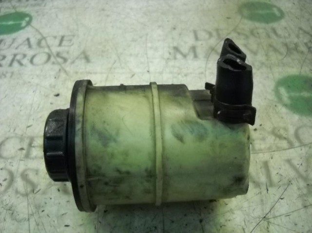 Tanque de bomba da Direção hidrâulica assistida 8200005185 RENAULT