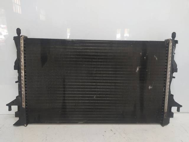 RENAULT 8200008764C Радиатор в наличии Полтава