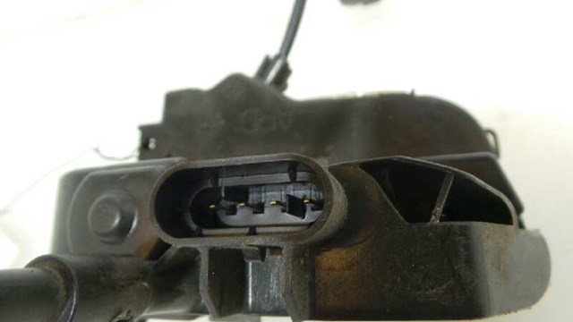 RENAULT 8200012896 Замок двери задней правой в наличии Каменское