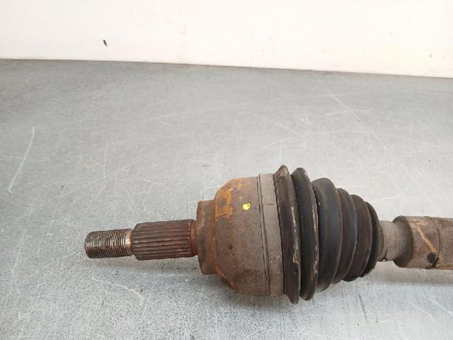 RENAULT 8200014111 Полуось (привод) передняя левая в наличии Одесса