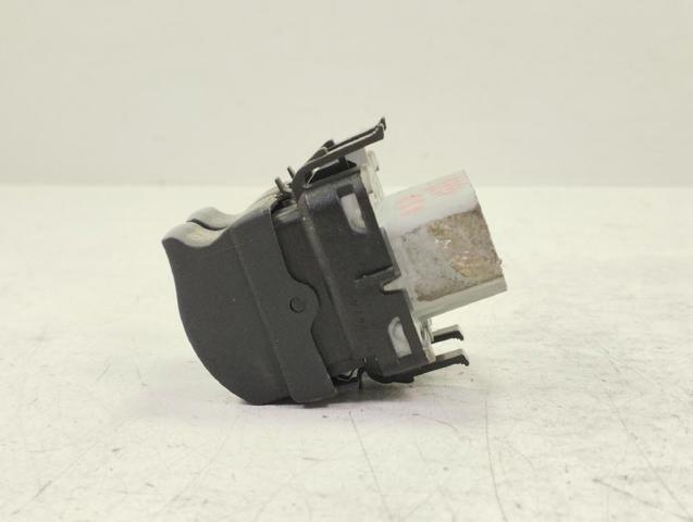 8200015090 RENAULT Кнопка блокировки дверей купить в Киев