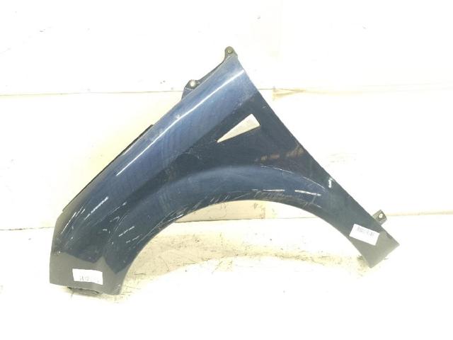 Pára-lama dianteiro direito 8200020569 RENAULT