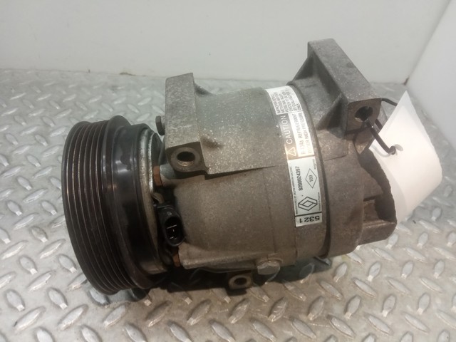 Compressor de ar condicionado para Renault Laguna II 1.6 16V (BG0A, BG0L) K4MD7 8200024397