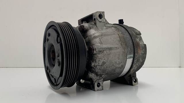 Compressor de ar condicionado para Renault Laguna II 1.6 16V (BG0A, BG0L) K4M710 8200024397