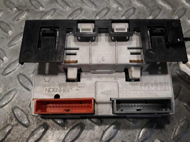 8200028364A RENAULT Дисплей многофункциональный купить в Кривой Рог