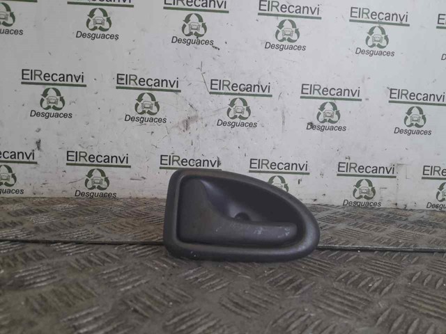 Maçaneta interna dianteira/traseira da porta esquerda 8200028994 RENAULT