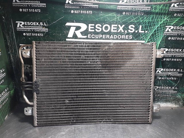 Condensador/radiador de ar condicionado para Renault Megane I Classic 1.4 16V (LA0D, LA1H, LA0W, LA10) G-K4L C7 8200029471