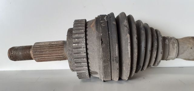 RENAULT 8200031149 Полуось (привод) передняя левая в наличии Полтава