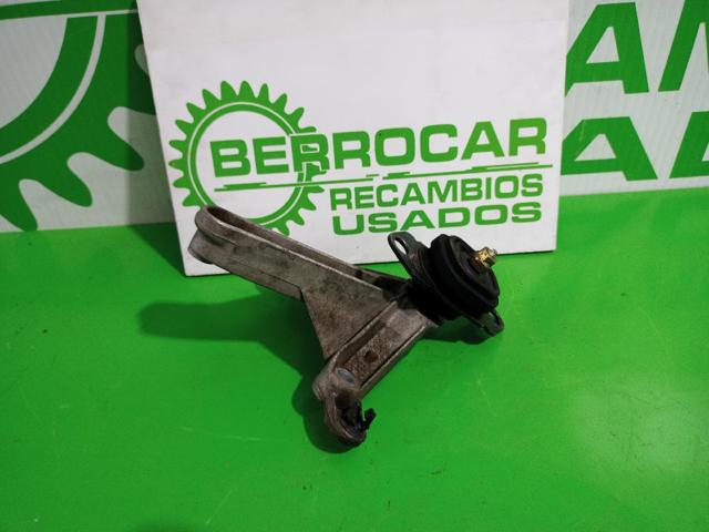 NISSAN 8200043084 Кронштейн подушки КПП в наличии Каменское