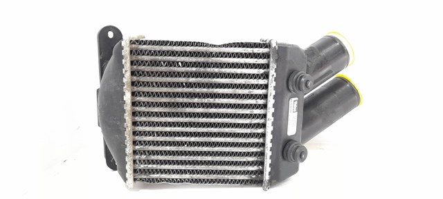 Radiador de intercooler 8200047162 RENAULT