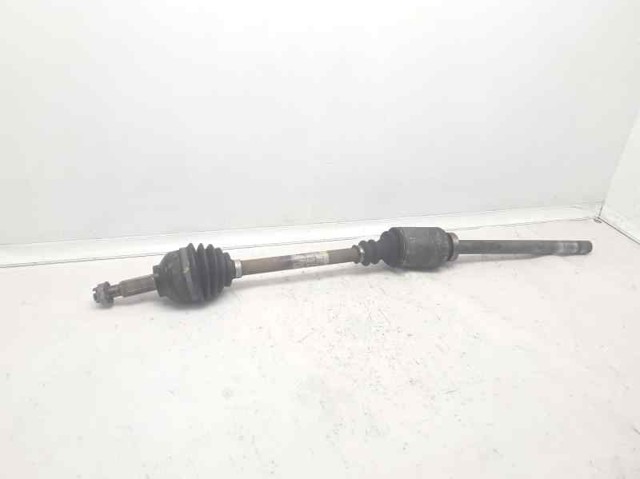 RENAULT 8200051353 Правая полуось в наличии Одесса