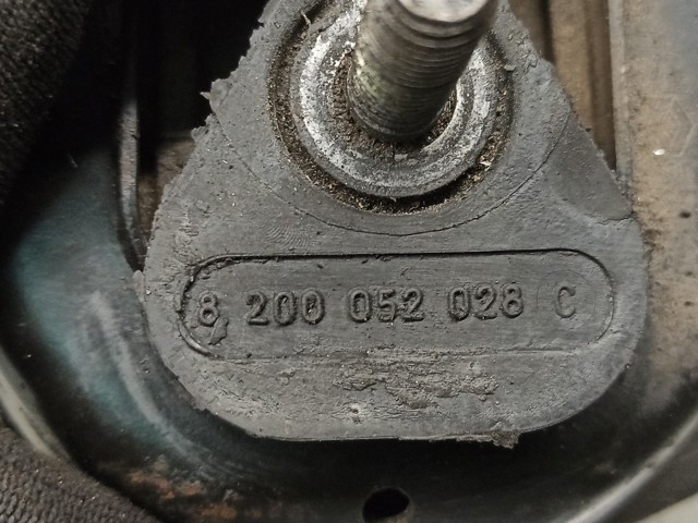 RENAULT 8200052028 Подушка (опора) двигателя правая нижняя в наличии Житомир