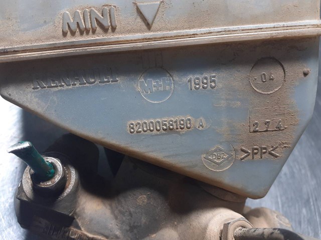 8200058190 Бачок главного тормозного цилиндра (тормозной жидкости) купить Чернигов