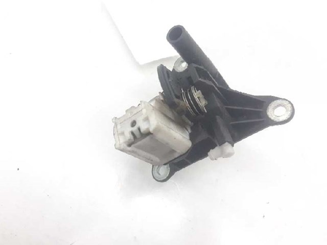 RENAULT 8200060918 Накладка багажника в наличии Ирпень