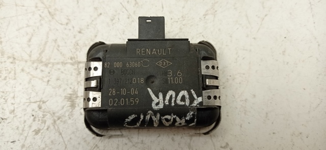 RENAULT 8200063060 Датчик дождя в наличии Житомир