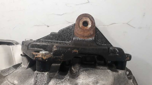 RENAULT 8200066130 Поддон двигателя в наличии Николаев