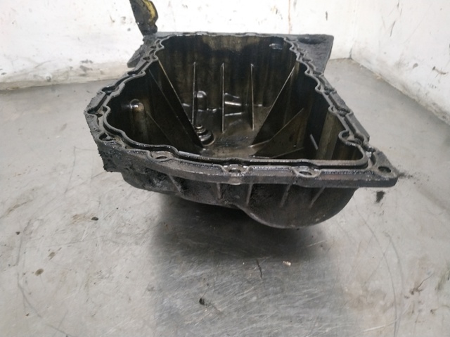 Panela de óleo de cárter do motor 8200066133 RENAULT