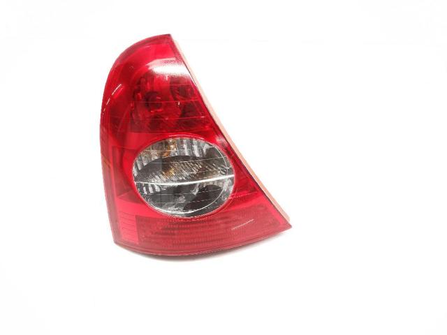 Lanterna traseira esquerda 8200071413 RENAULT