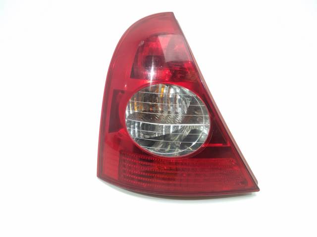 Lanterna traseira esquerda 8200071413 RENAULT