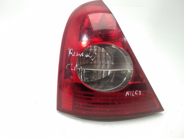 Lanterna traseira esquerda 8200071413 RENAULT